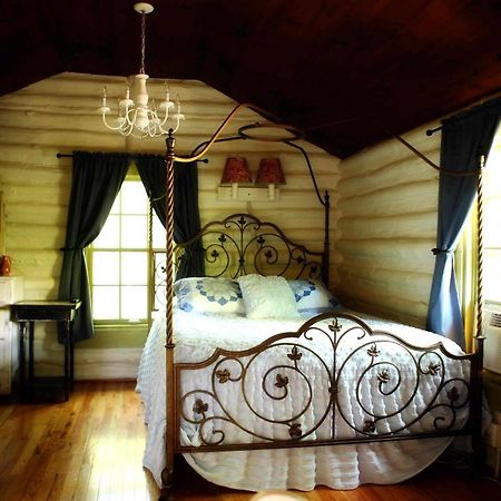 The Pines Cottages Woodfin Kültér fotó
