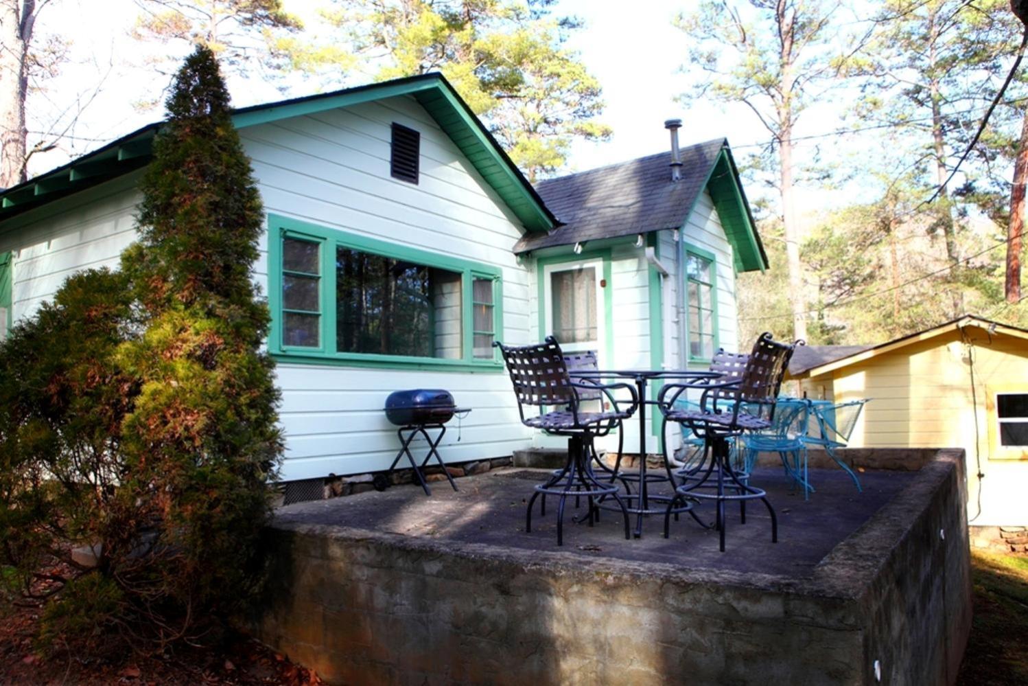 The Pines Cottages Woodfin Kültér fotó