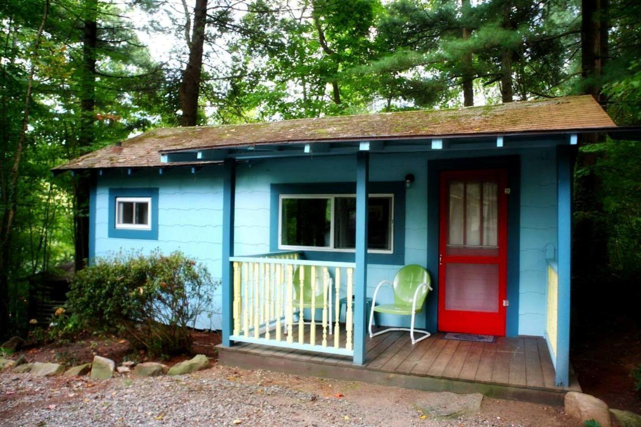 The Pines Cottages Woodfin Kültér fotó